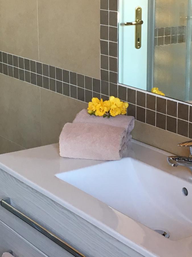 Hotel Margherita Meuble 西尔米奥奈 外观 照片